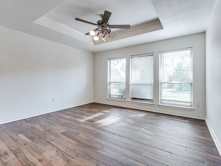 6731 Crestland Ave — Photo 10