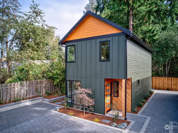 13006 Sunnyside Avenue N, Seattle, WA 98133