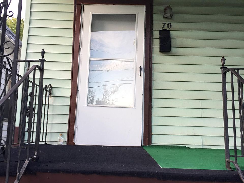 1st image of 70 Schreck Ave