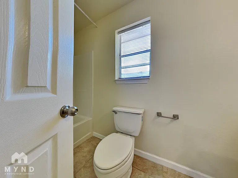 4809 Cedar St — Photo 10