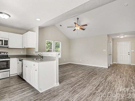 5th image of 1610 Forest Stream Ct