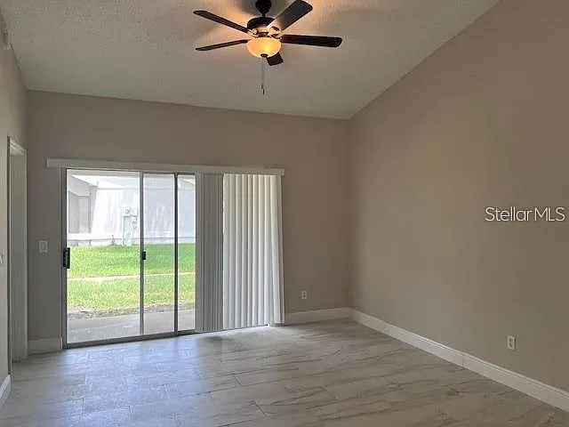 1225 Garden Isle Ct — Photo 12