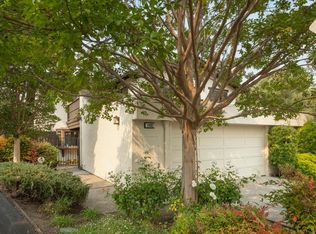 2483 Sharon Oaks Dr, Menlo Park, CA 94025