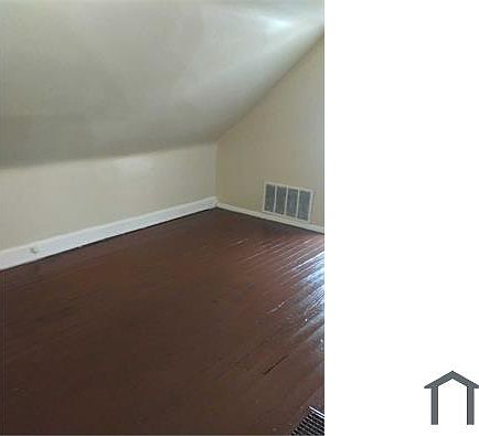 2nd image of 567 Stewart Pl #3