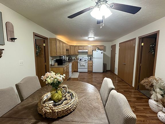 2nd image of 256 Beechurst Ave