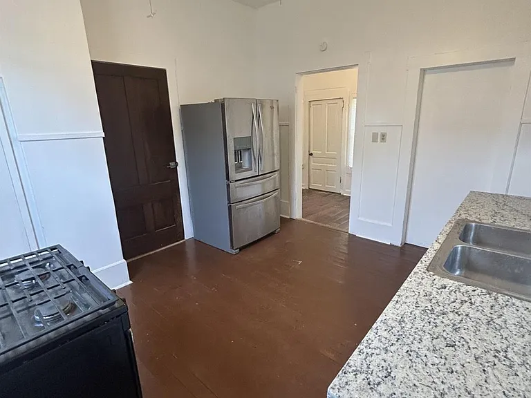 1319 Postoffice — Photo 15