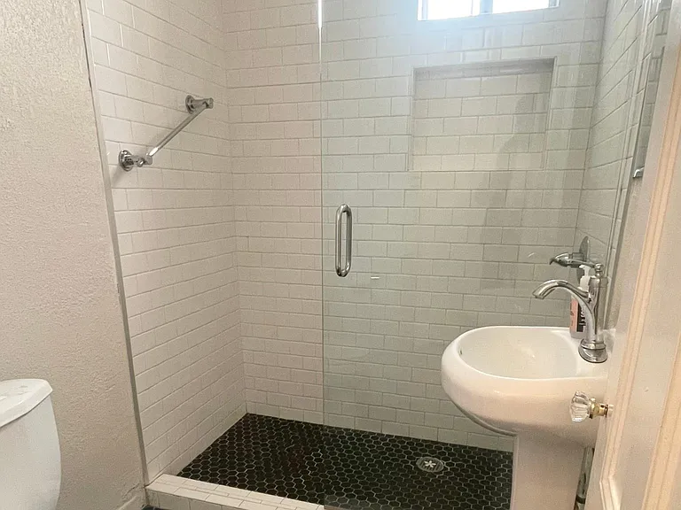 2761 Bryant St #1 — Photo 14