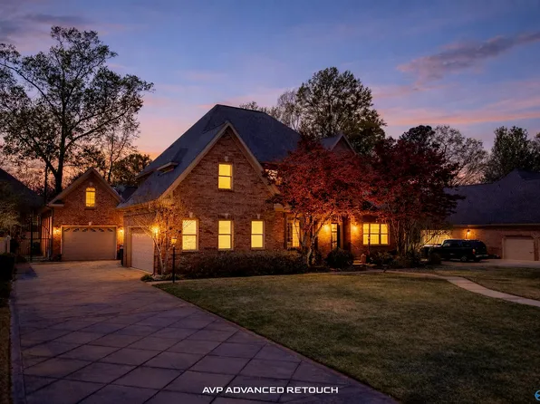 1538 Black Hall Ln SE, Decatur, AL 35601