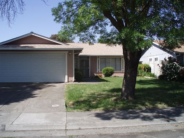 1st image of 613 Hudson Dr