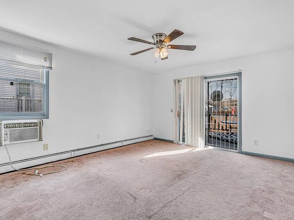 providence-rhode-island-444476649 picture