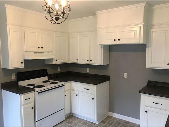 Kitchen prior to fridge purchase