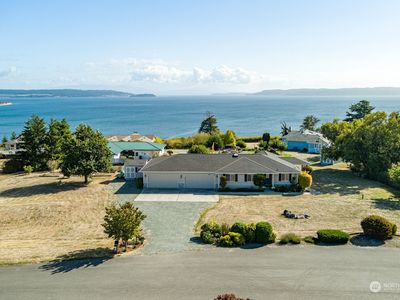 1212 N Canterbury Lane, Oak Harbor, WA, 98277
