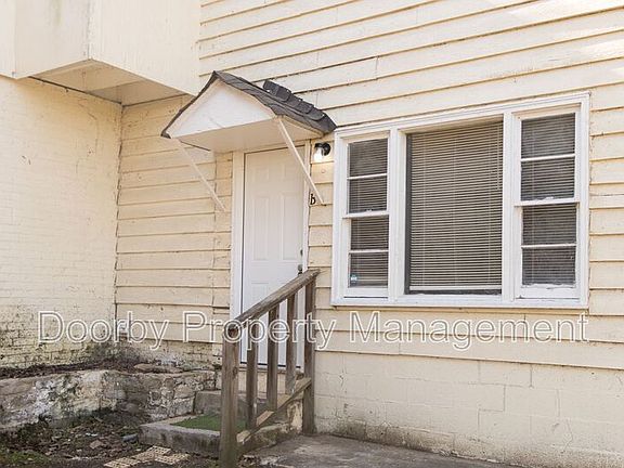 2nd image of 3415 Montview Dr Unit B