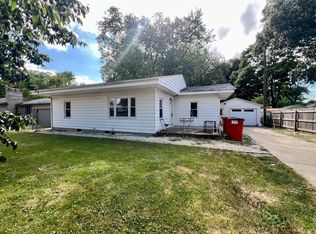 1005 S Western Ave, Champaign, IL 61821