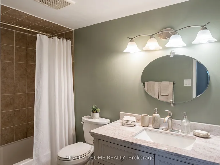 1050 Stainton Dr #201 — Photo 11