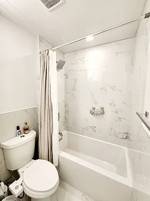 Rented by Oxford Property Group | media 10