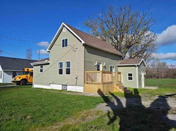 301 N Starke St, Hamlet, IN 46532