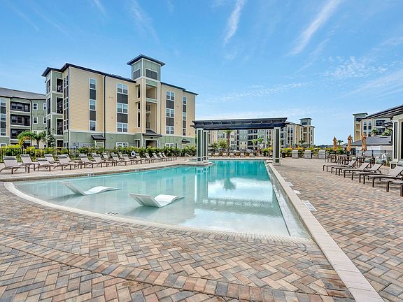 4th image of 33780 Charleston Club Cir #3-205