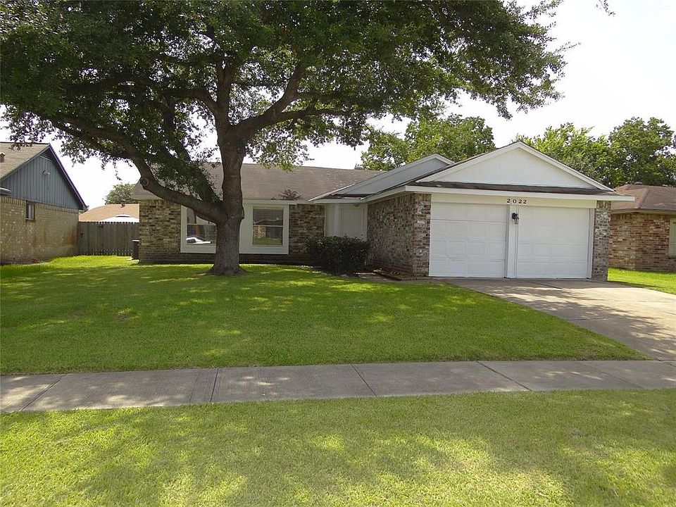 2nd image of 2022 Quail Place Dr