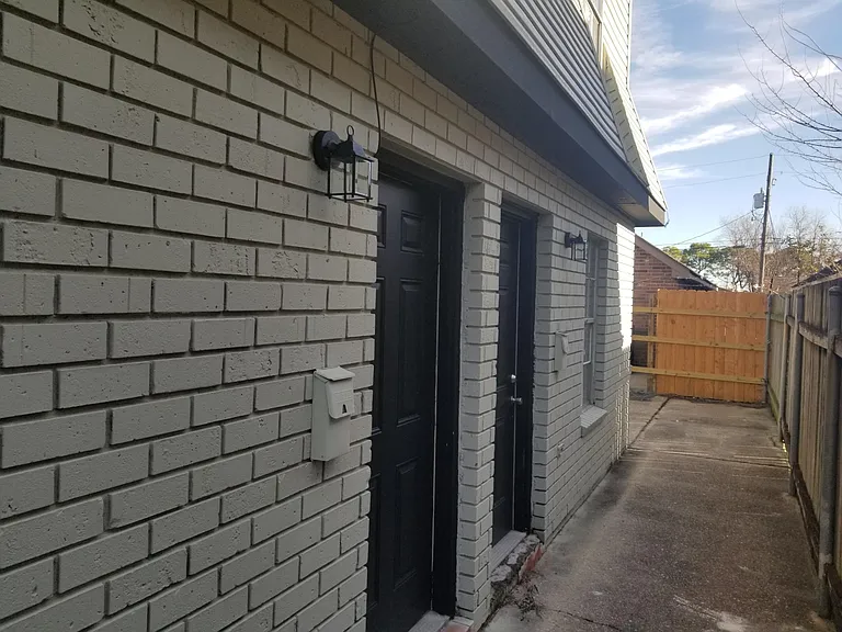 7861 Symmes Ave #2 — Photo 3
