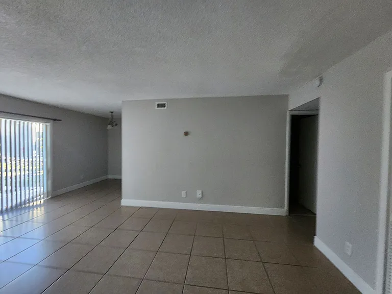 7429 Daniel Webster Dr #B-15C — Photo 9