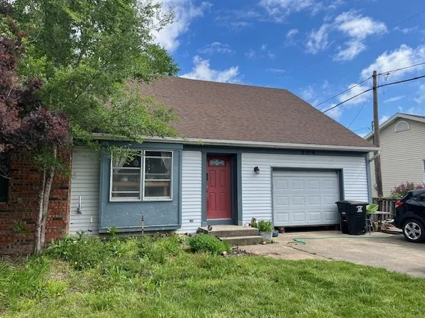 104 E Temple Ave, Effingham, IL 62401