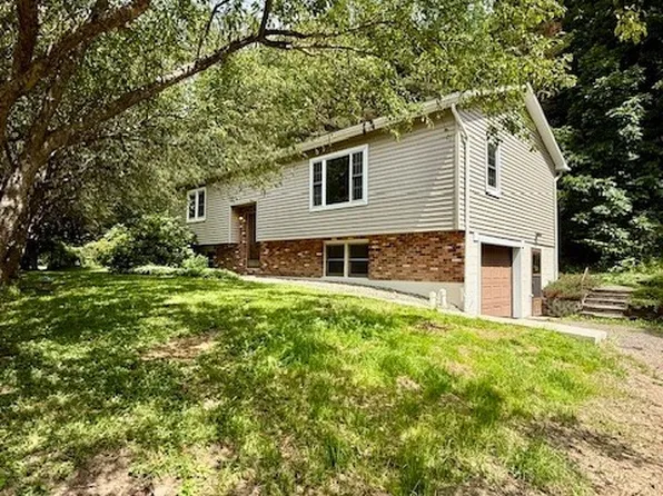 390 Bolivar Dr, Bradford, PA 16701