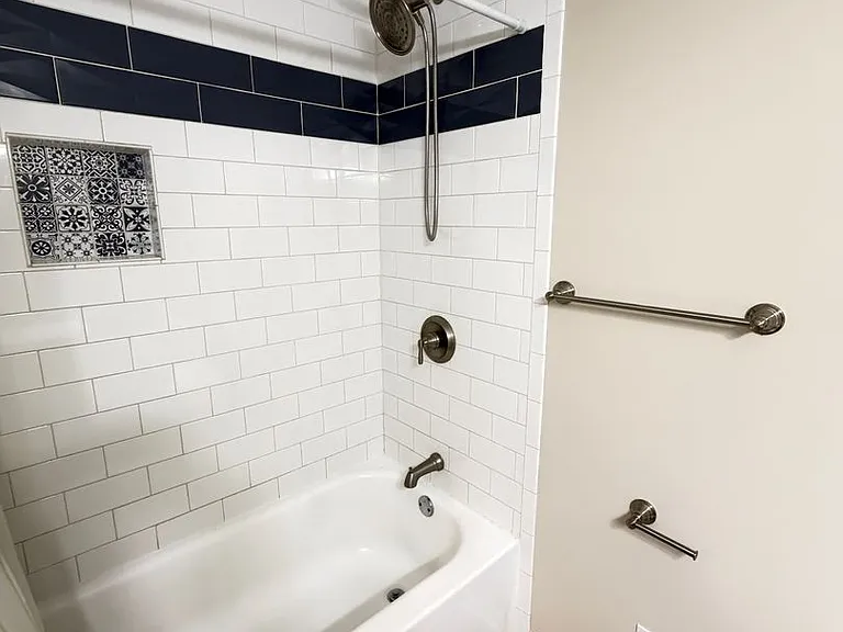 2208 Stephan Ln — Photo 13