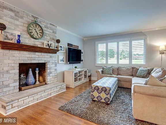 Wood burning fireplace
