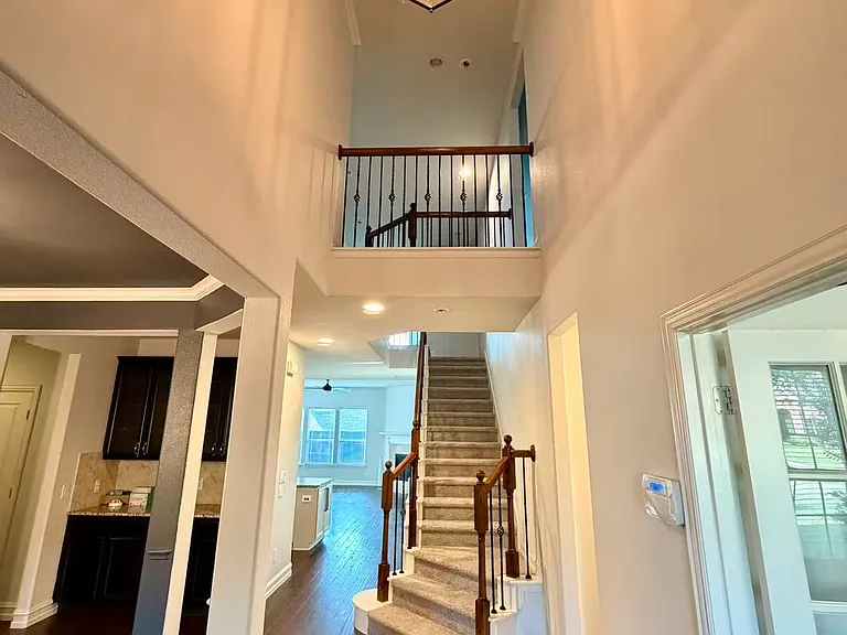 226 Boxwood Ln — Photo 4