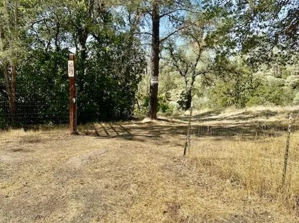 6883 Navajo Point, Corning, CA 96021