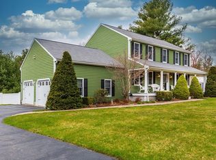 35 Pilgrim Rd, Mansfield, MA 02048