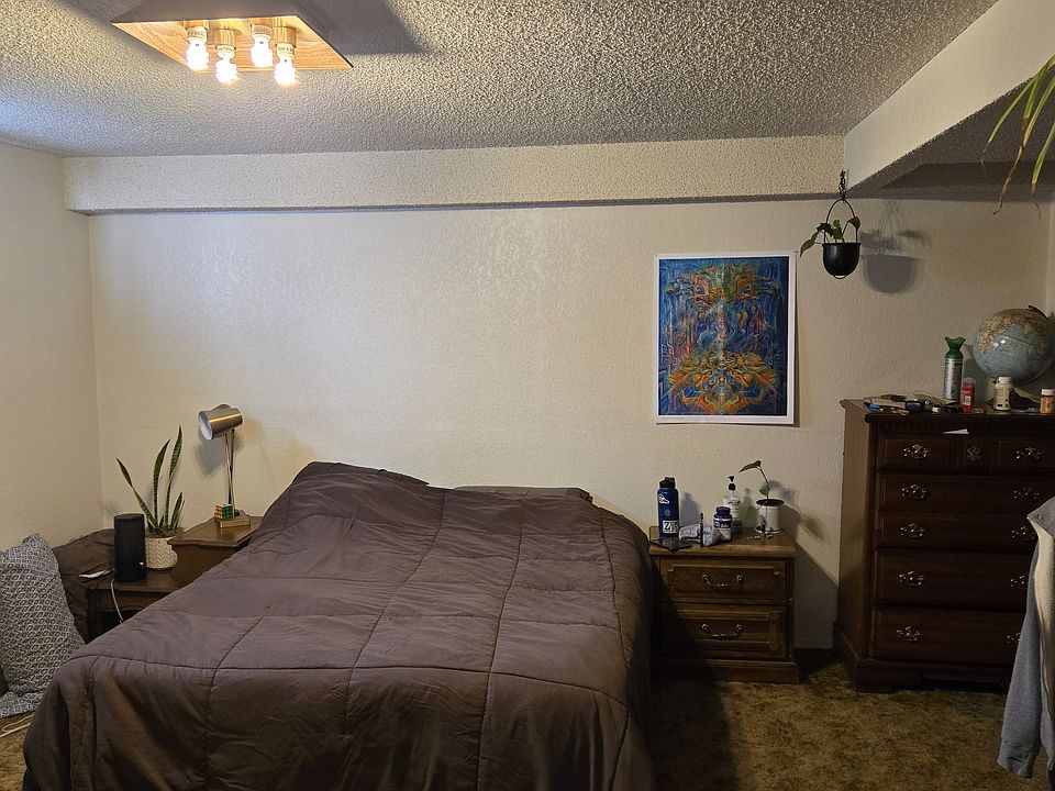 Large Furnished Master