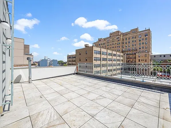 481 Saint Mark's Avenue image 9 of 9