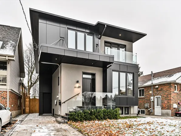 44 Doris Dr, Toronto, ON M4B 3C9