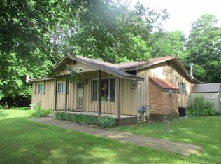 255 4th St, Montello, WI 53949