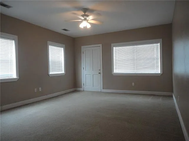 1124 Josephine St — Photo 8