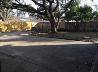 5004 Emerald Lake Dr, Fort Worth, TX 76103