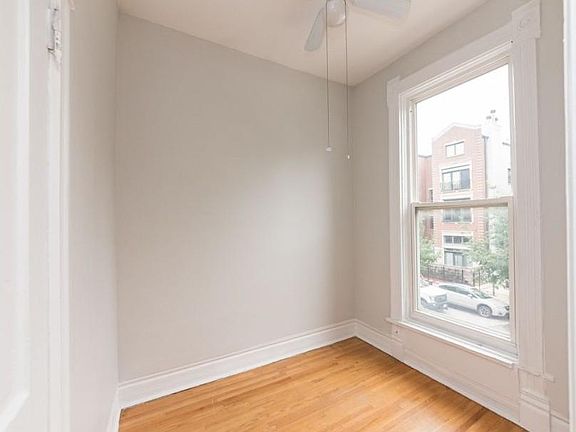 5th image of 858 N Paulina St #1613