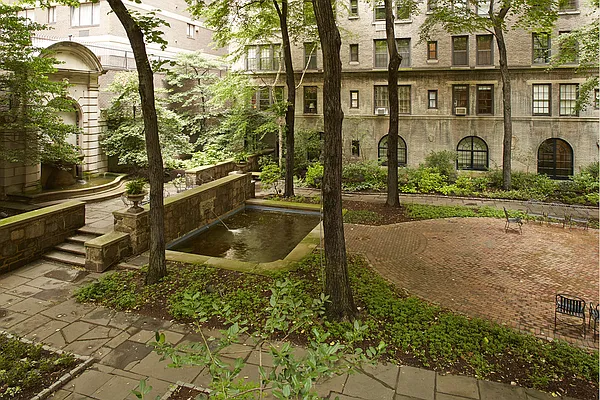 Sold by Stribling | media 5