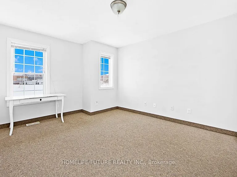 327 Spruce St #A — Photo 18