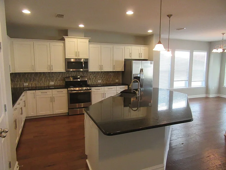 315 Johnson Bayou Dr — Photo 3