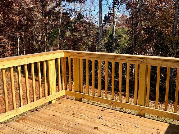 5th image of 114 Grand Hickory Way