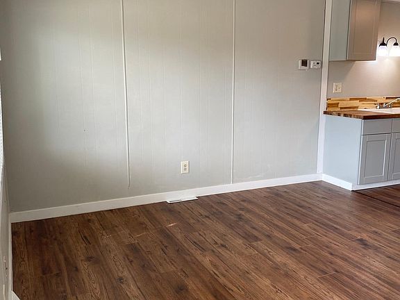 5th image of 2132 Eaton St #2132