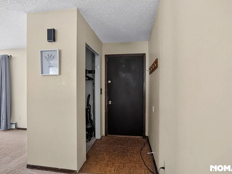 8317 Jewel Lake Rd #B — Photo 24