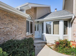 17348 Brook Crossing Ct, Orland Park, IL 60467