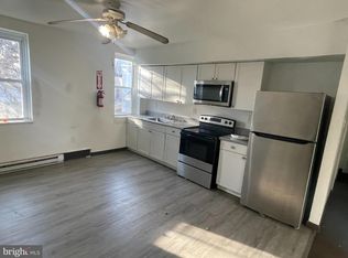 2723 W 3rd St #2725-1F, Chester, PA 19013