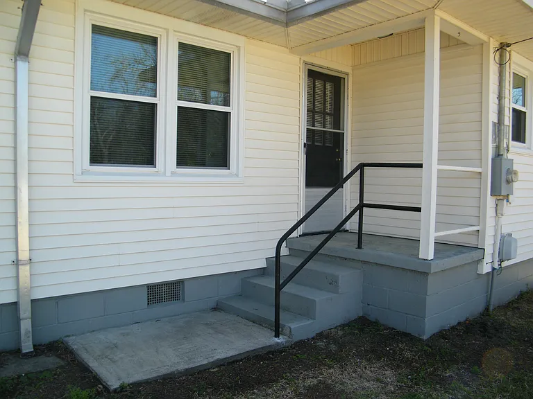 108 Coleraine Dr — Photo 21