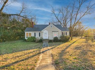 4407 Main St, Hodges, SC 29653