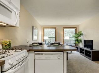 Ridgewood Arches, Minneapolis, MN 55403